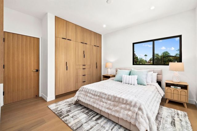 2621 2623 S Bentley Avenue, Los Angeles, CA 90064