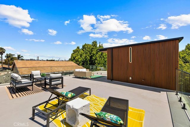 2621 2623 S Bentley Avenue, Los Angeles, CA 90064