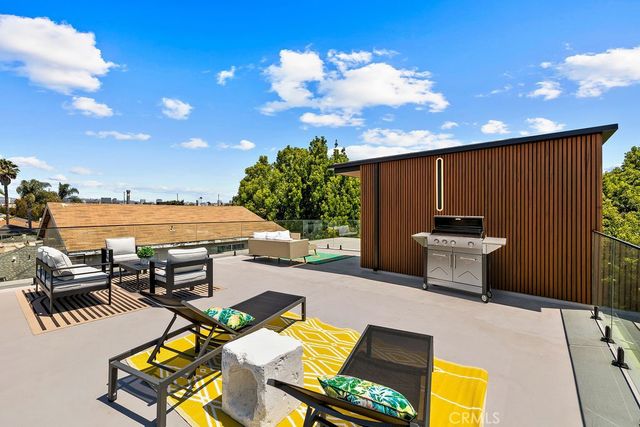 2621 2623 S Bentley Avenue, Los Angeles, CA 90064