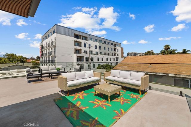 2621 2623 S Bentley Avenue, Los Angeles, CA 90064
