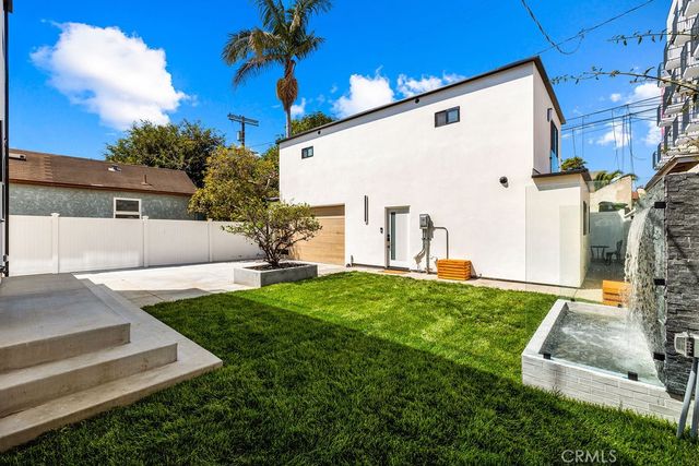 2621 2623 S Bentley Avenue, Los Angeles, CA 90064