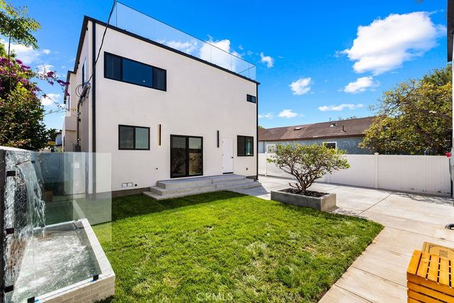 2621 2623 S Bentley Avenue, Los Angeles, CA 90064