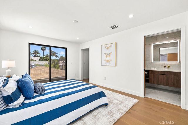 2621 2623 S Bentley Avenue, Los Angeles, CA 90064