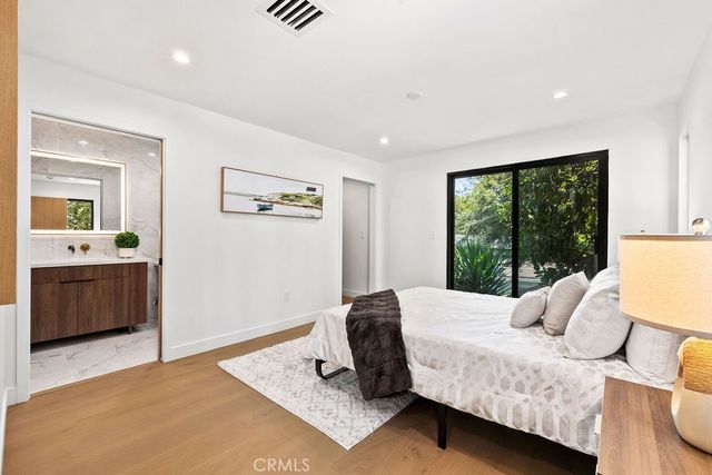 2621 2623 S Bentley Avenue, Los Angeles, CA 90064