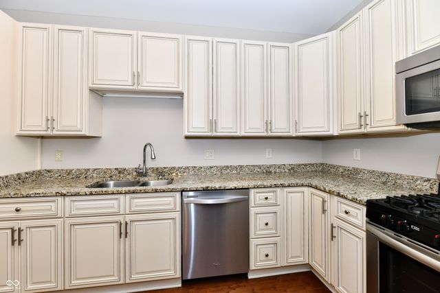 8555 One West Drive 105, Indianapolis, IN 46260