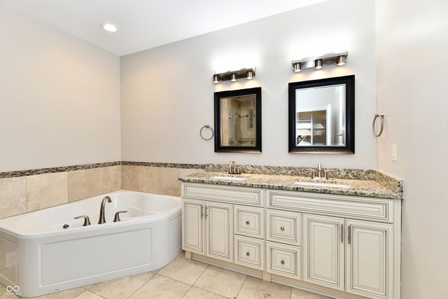 8555 One West Drive 105, Indianapolis, IN 46260