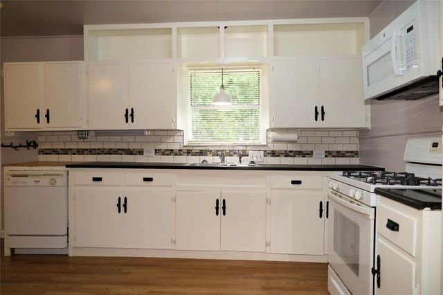 1205 Forest ST, Georgetown, TX 78626