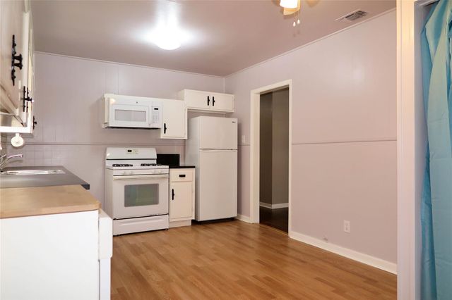 1205 Forest ST, Georgetown, TX 78626