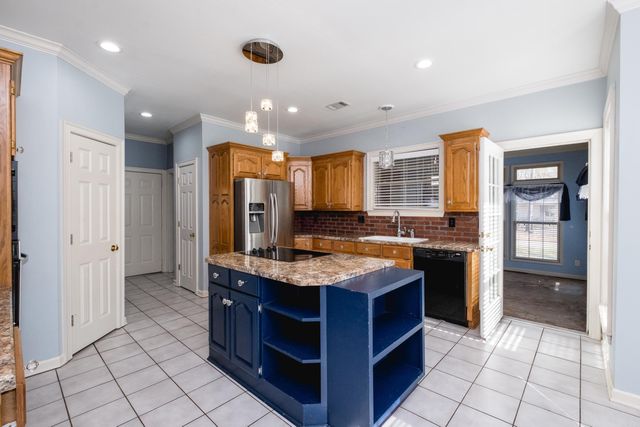 5 Nicklaus Loop, Maumelle, AR 72113