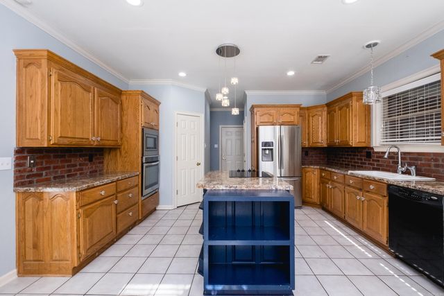 5 Nicklaus Loop, Maumelle, AR 72113