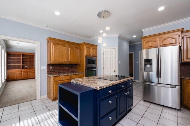 5 Nicklaus Loop, Maumelle, AR 72113