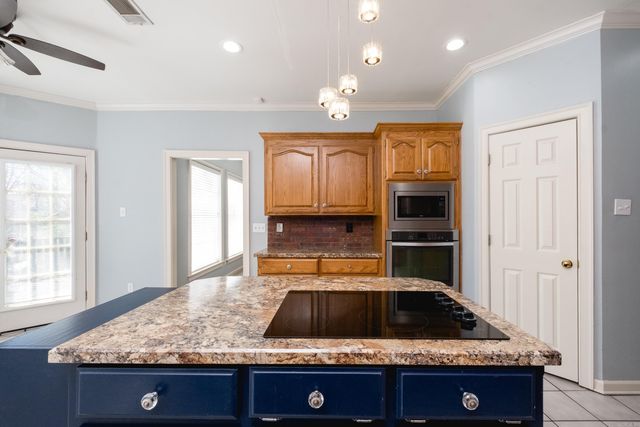 5 Nicklaus Loop, Maumelle, AR 72113