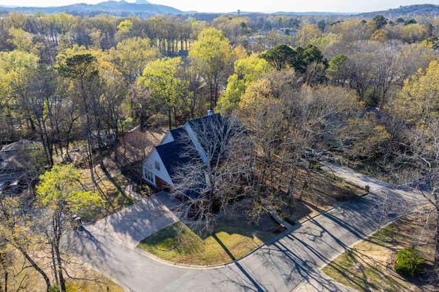 5 Nicklaus Loop, Maumelle, AR 72113