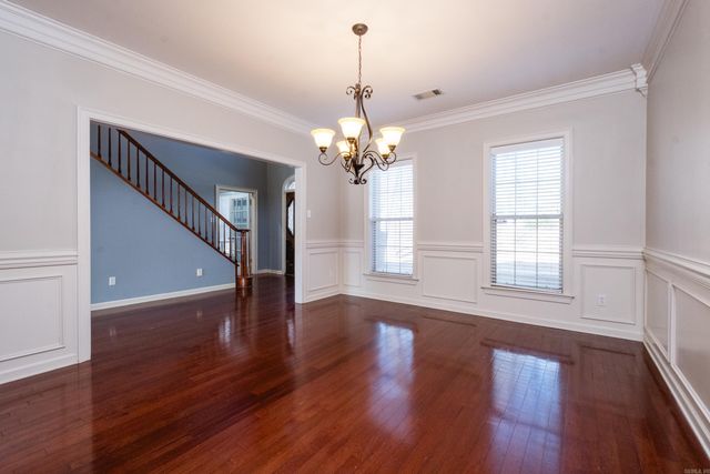 5 Nicklaus Loop, Maumelle, AR 72113