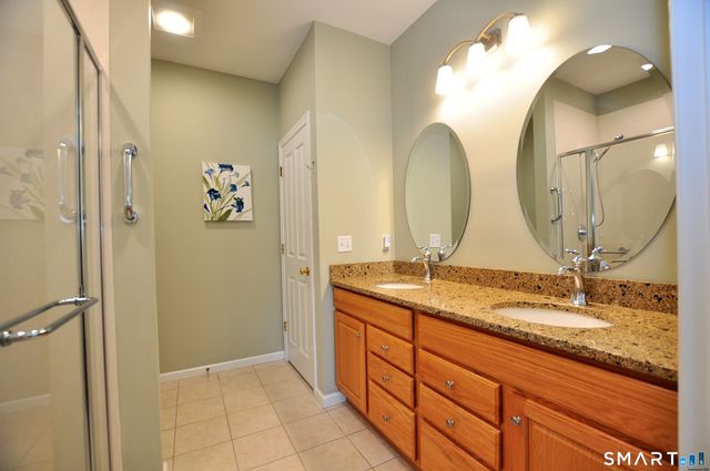 14 Carlson Ridge Court 14, New Milford, CT 06776