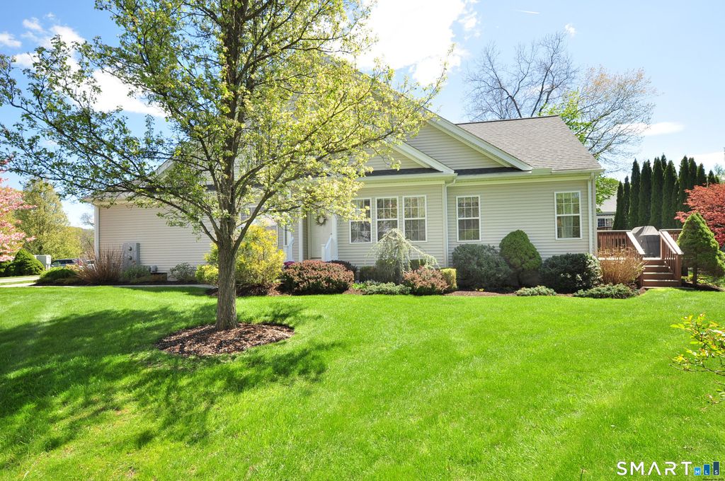 14 Carlson Ridge Court 14, New Milford, CT 06776