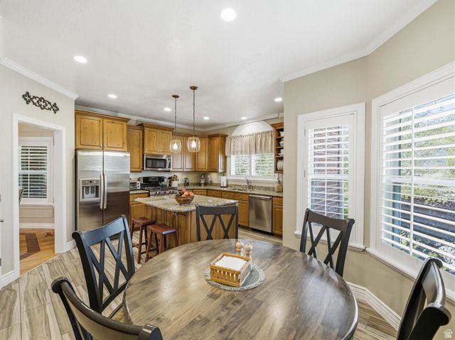 355 S WOOD DR, Alpine, UT 84004