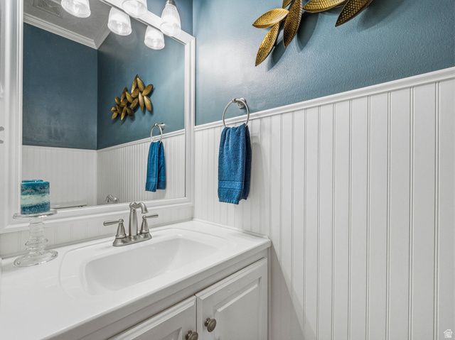 355 S WOOD DR, Alpine, UT 84004
