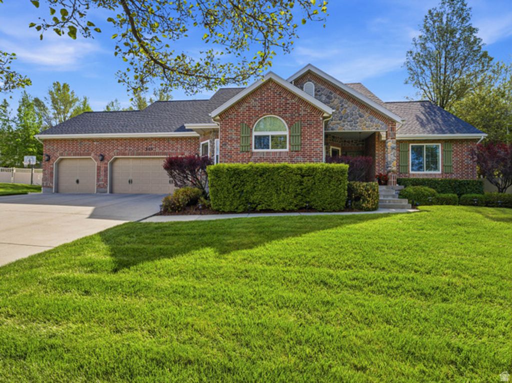 355 S WOOD DR, Alpine, UT 84004