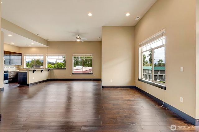 4020 NE 3rd Place, Renton, WA 98056