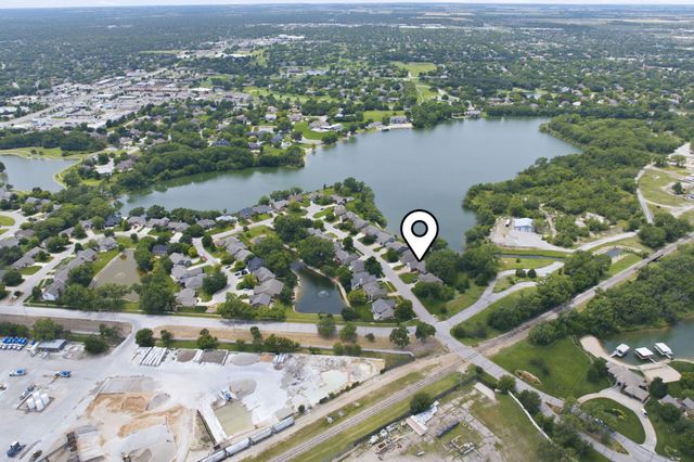 2553 N Hazelwood st, Wichita, KS 67205