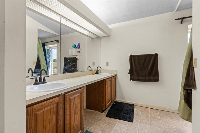 6422 E Gander Road, Huber Heights, OH 45424