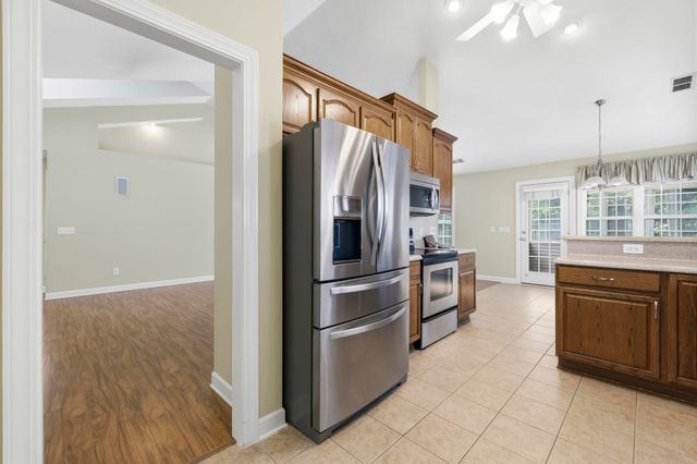 3048 Shorecrest Bay Dr., Murrells Inlet, SC 29576