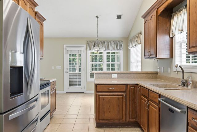3048 Shorecrest Bay Dr., Murrells Inlet, SC 29576