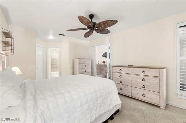 305 La Peninsula BLVD 305, Naples, FL 34113