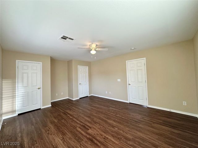 7576 Jacaranda Leaf Street, Las Vegas, NV 89139