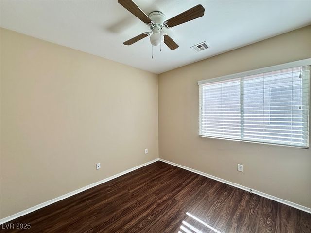 7576 Jacaranda Leaf Street, Las Vegas, NV 89139