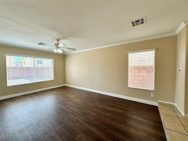 7576 Jacaranda Leaf Street, Las Vegas, NV 89139