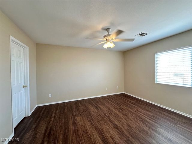 7576 Jacaranda Leaf Street, Las Vegas, NV 89139