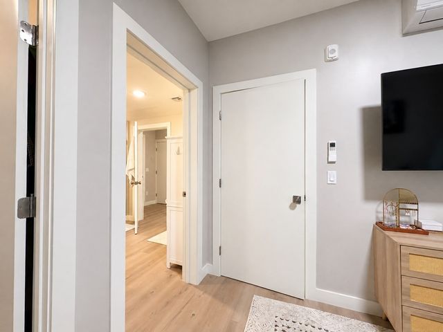 400 West Broadway 308, Boston, MA 02127