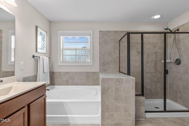 225 Shadow Mist Court, Apex, NC 27539