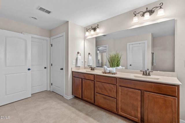225 Shadow Mist Court, Apex, NC 27539