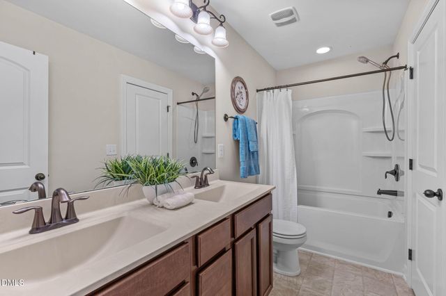 225 Shadow Mist Court, Apex, NC 27539