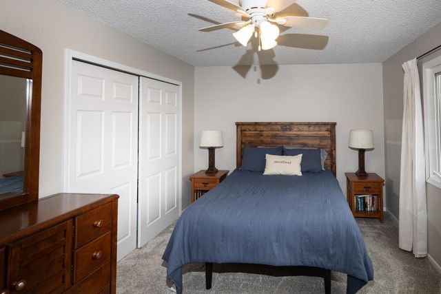 2617 4th Avenue S, Moorhead, MN 56560