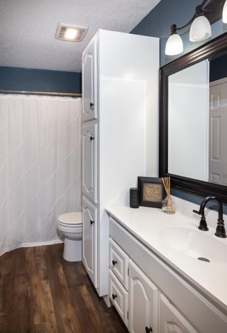 2617 4th Avenue S, Moorhead, MN 56560