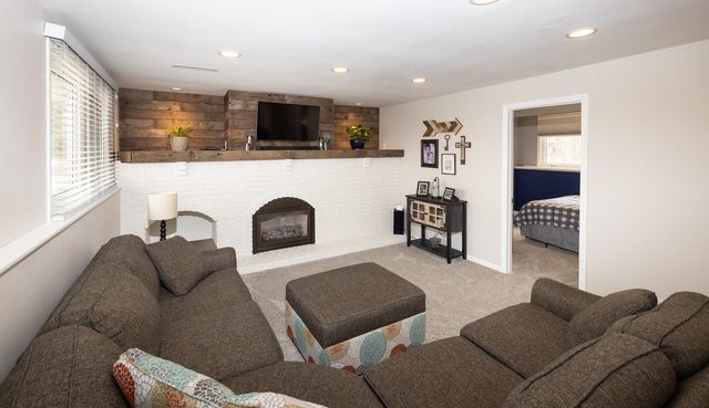 2617 4th Avenue S, Moorhead, MN 56560