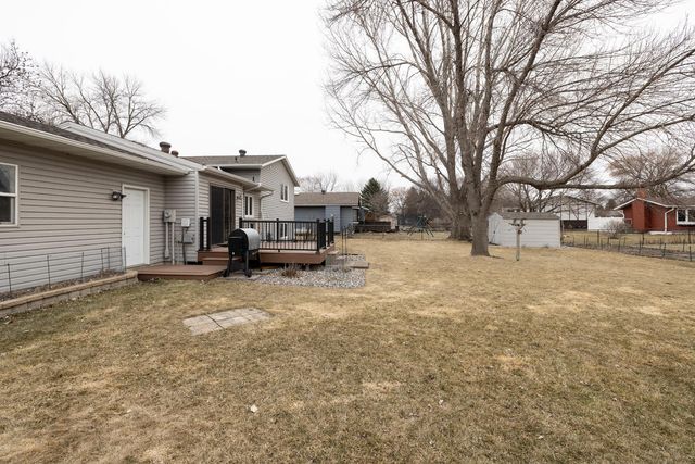 2617 4th Avenue S, Moorhead, MN 56560