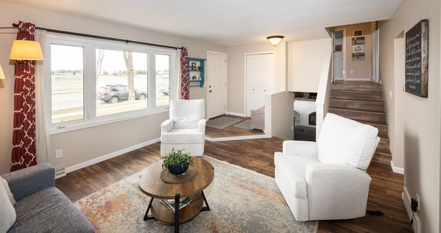 2617 4th Avenue S, Moorhead, MN 56560