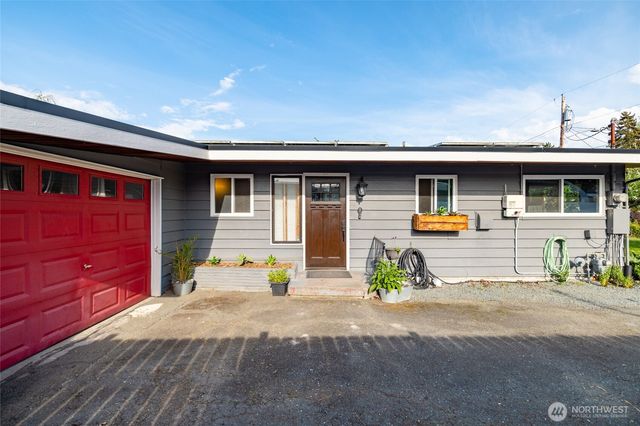 1702 36th Street, Anacortes, WA 98221
