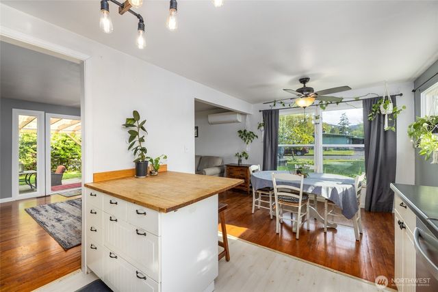 1702 36th Street, Anacortes, WA 98221