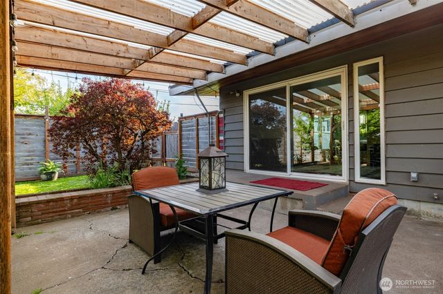 1702 36th Street, Anacortes, WA 98221