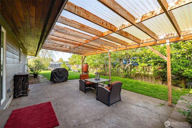 1702 36th Street, Anacortes, WA 98221
