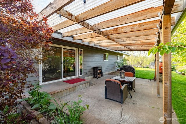 1702 36th Street, Anacortes, WA 98221
