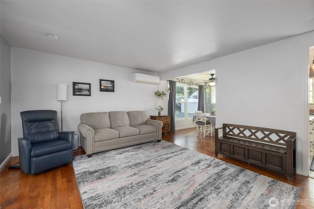 1702 36th Street, Anacortes, WA 98221