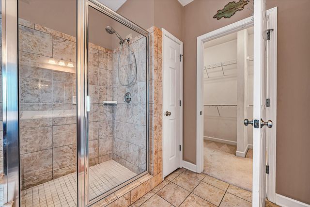 2120 River Oaks DR, Salem, VA 24153