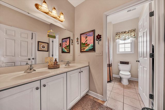 2120 River Oaks DR, Salem, VA 24153